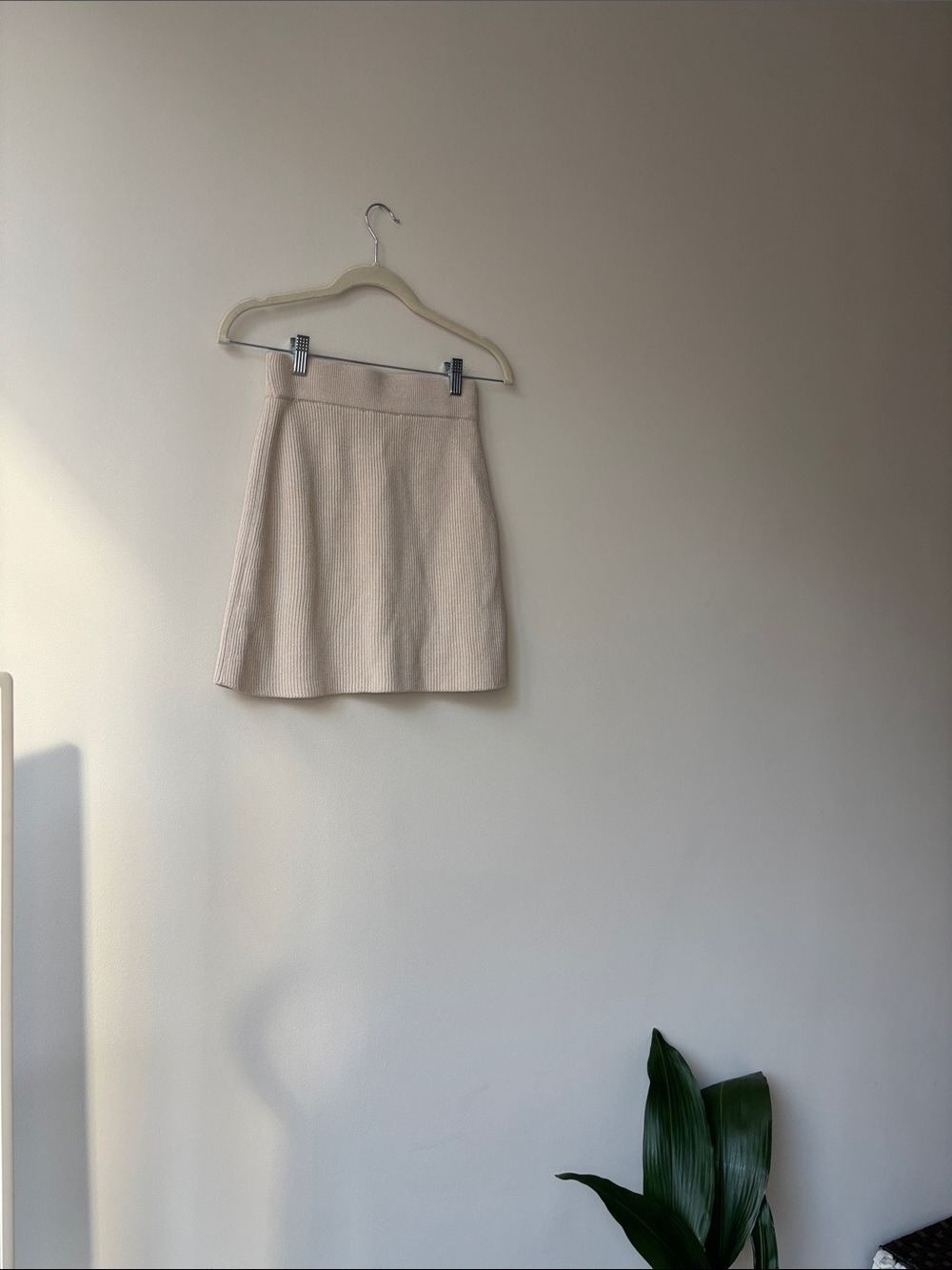 Sezane Soft Cream Ribbed A-Line Mini Skirt